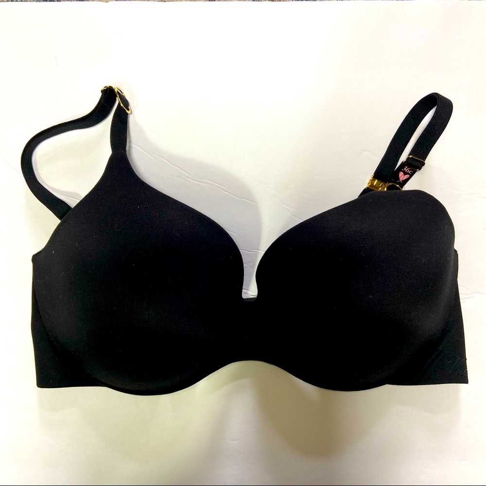 Incredible by Victorias Secret lightly lined perfect coverage 36C , black